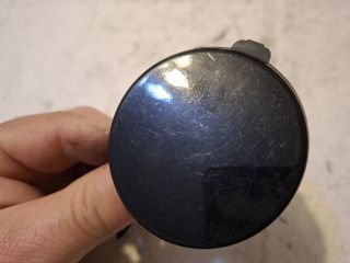 bontott FORD FIESTA V Első Vonószem Burkolat