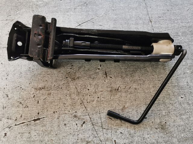 bontott FORD FIESTA V Emelő