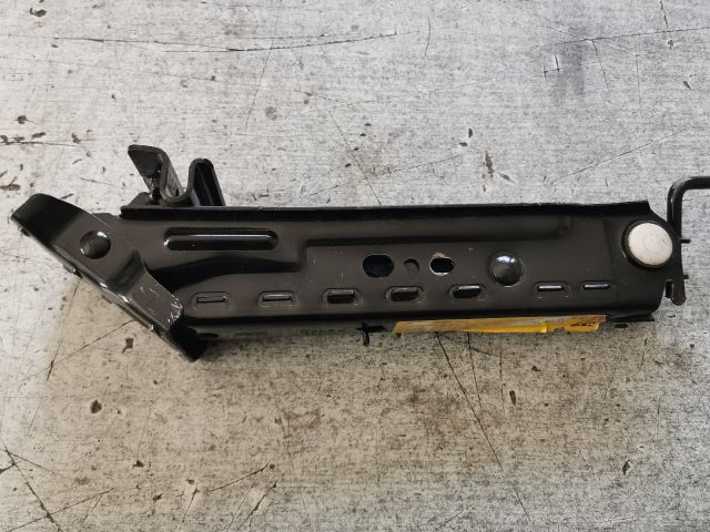 bontott FORD FIESTA V Emelő