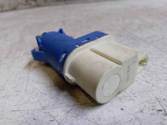 bontott FORD FIESTA V Fék Pedál Kapcsoló