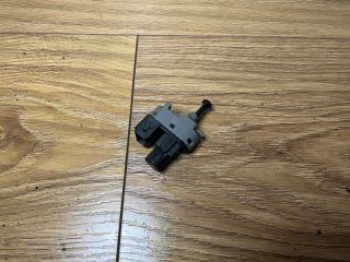 bontott FORD FIESTA V Fék Pedál Kapcsoló