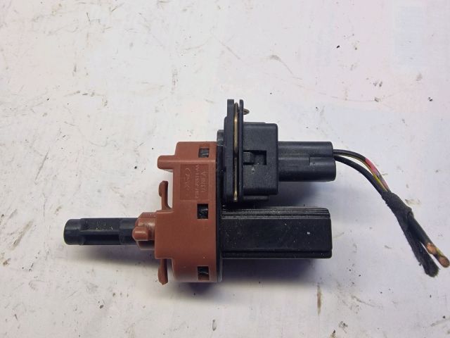 bontott FORD FIESTA V Fék Pedál Kapcsoló