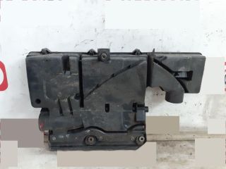 bontott FORD FIESTA V Felső Hűtőburkolat