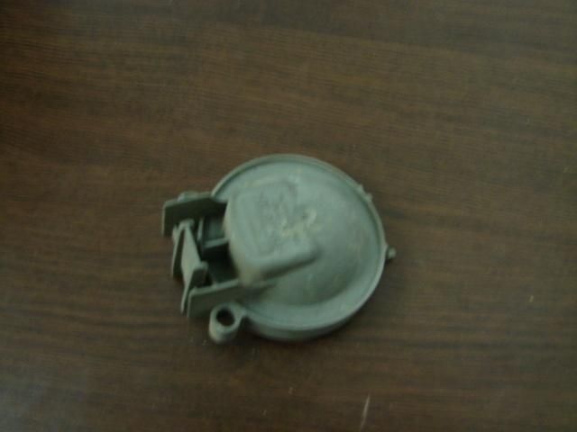 bontott FORD FIESTA V Fényszóró Lámpabúra Fedél