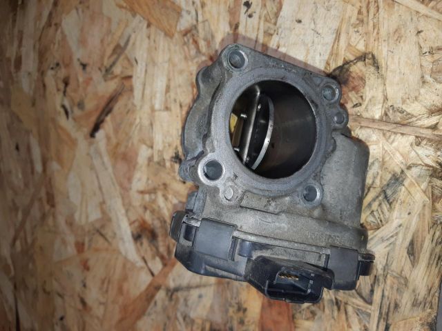 bontott FORD FIESTA V Fojtószelep (Elektromos)