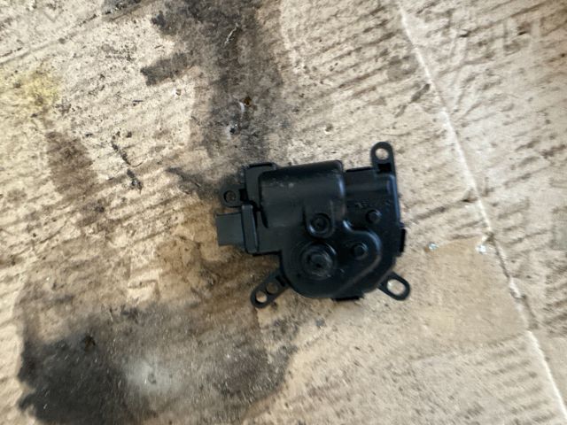 bontott FORD FIESTA V Fűtés Állító Motor