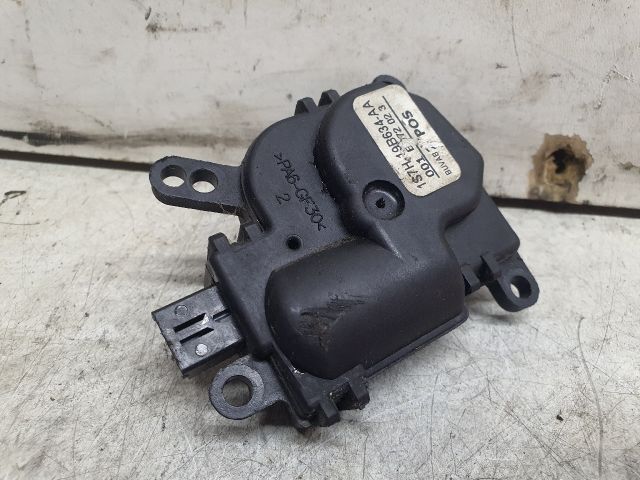 bontott FORD FIESTA V Fűtés Állító Motor