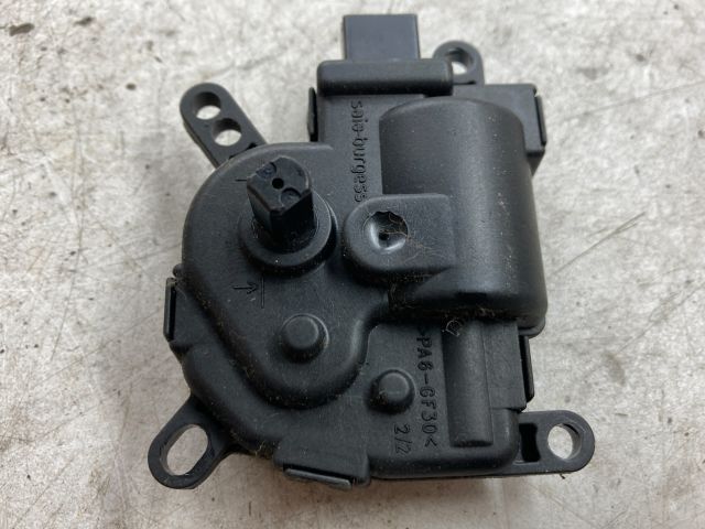 bontott FORD FIESTA V Fűtés Állító Motor