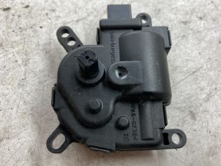 bontott FORD FIESTA V Fűtés Állító Motor