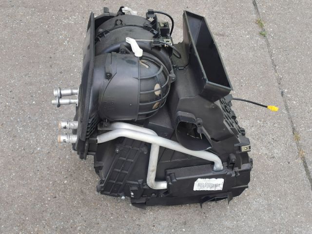 bontott FORD FIESTA V Fűtés Box