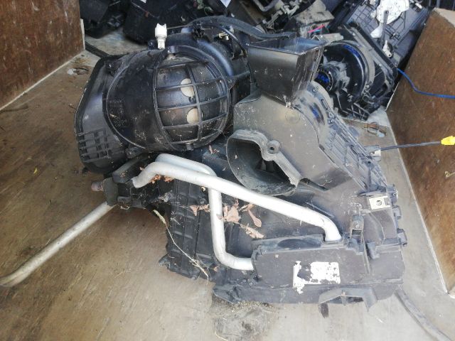 bontott FORD FIESTA V Fűtés Box