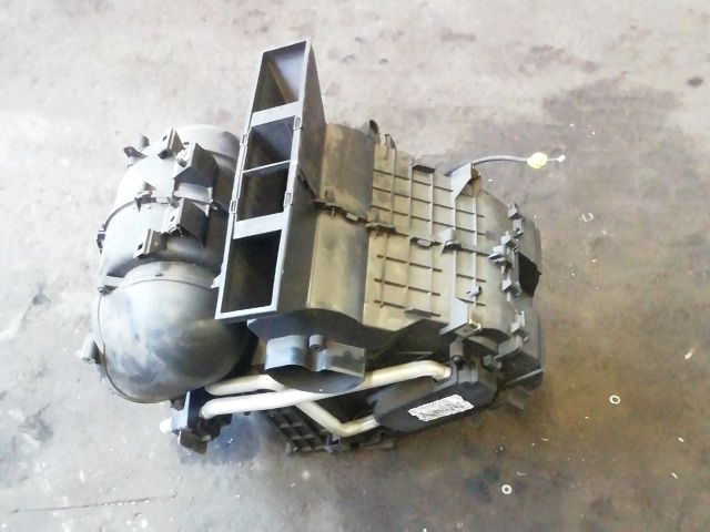 bontott FORD FIESTA V Fűtés Box