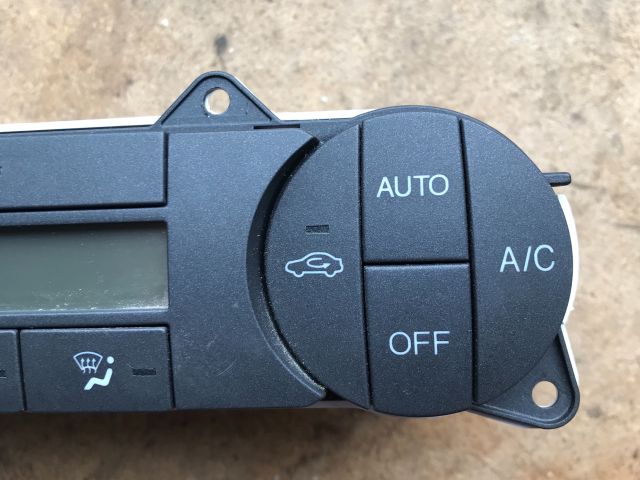 bontott FORD FIESTA V Fűtéskapcsoló (digit klímás)