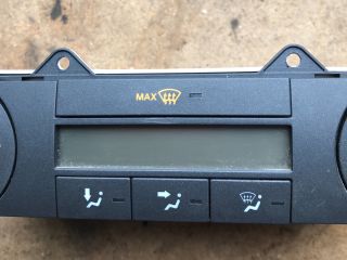 bontott FORD FIESTA V Fűtéskapcsoló (digit klímás)