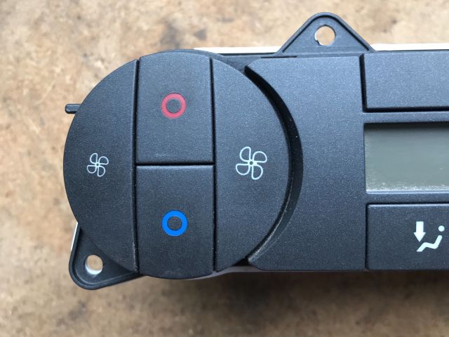 bontott FORD FIESTA V Fűtéskapcsoló (digit klímás)