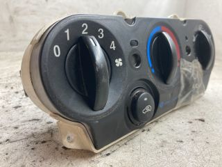 bontott FORD FIESTA V Fűtéskapcsoló (manuális klímás)