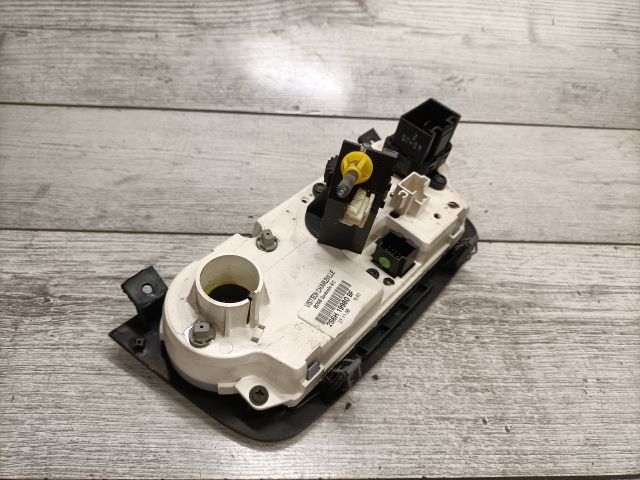 bontott FORD FIESTA V Fűtéskapcsoló (manuális klímás)