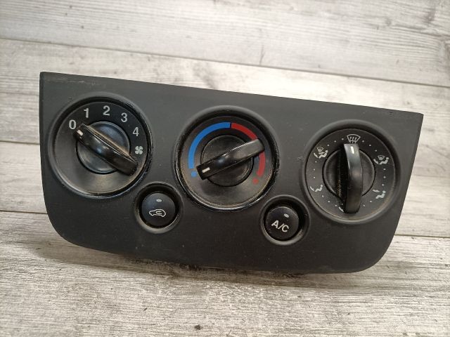 bontott FORD FIESTA V Fűtéskapcsoló (manuális klímás)