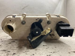 bontott FORD FIESTA V Fűtéskapcsoló (manuális klímás)