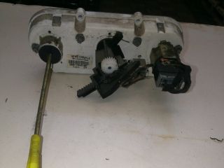 bontott FORD FIESTA V Fűtéskapcsoló (Nem klímás)