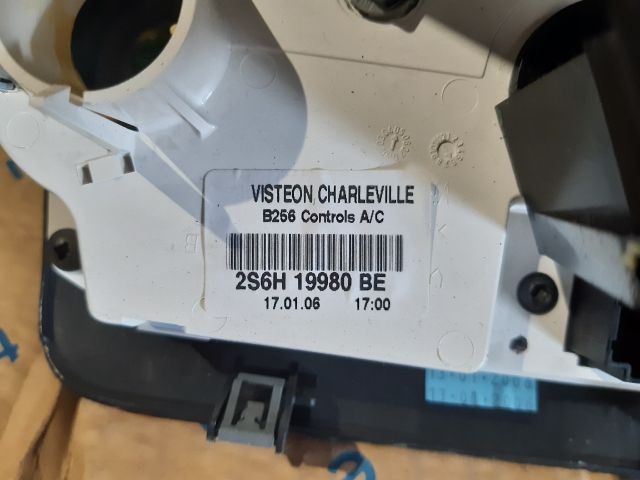 bontott FORD FIESTA V Fűtéskapcsoló