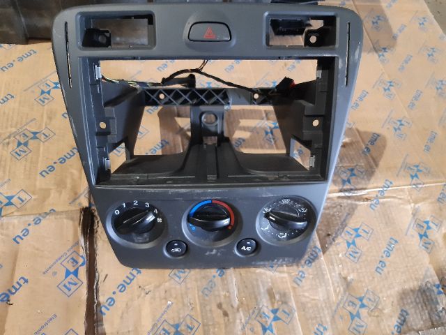bontott FORD FIESTA V Fűtéskapcsoló