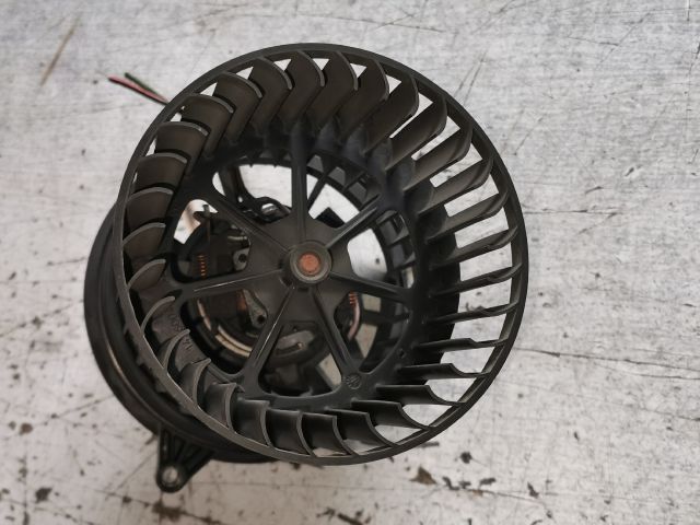 bontott FORD FIESTA V Fűtőmotor (Klímás)