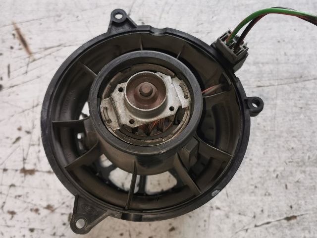 bontott FORD FIESTA V Fűtőmotor (Klímás)