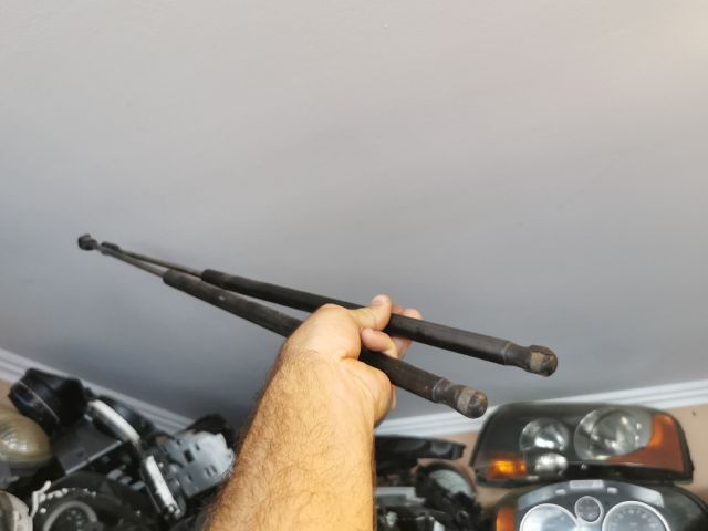 bontott FORD FIESTA V Gázrugós Kitámasztó Teleszkóp Csomagtérajtó (Pozíciófüggetlen)