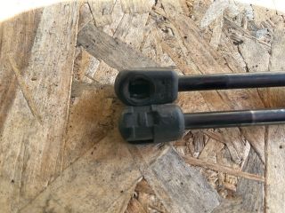 bontott FORD FIESTA V Gázrugós Kitámasztó Teleszkóp Pár Csomagtérajtó