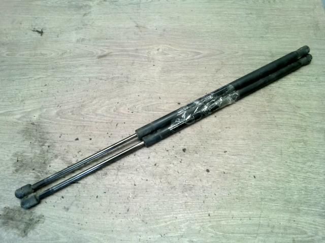 bontott FORD FIESTA V Gázrugós Kitámasztó Teleszkóp Pár Csomagtérajtó