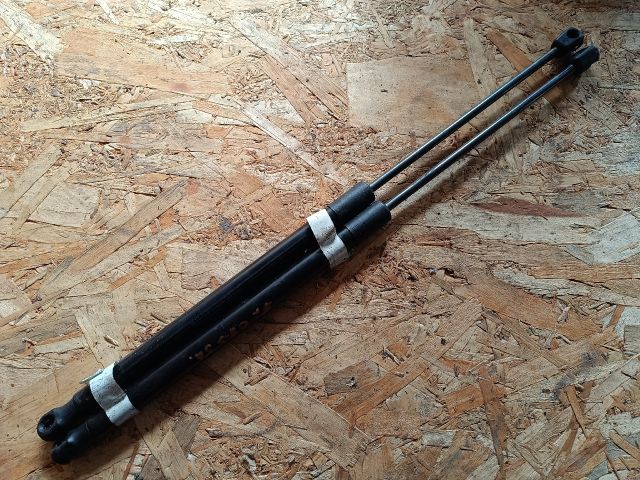 bontott FORD FIESTA V Gázrugós Kitámasztó Teleszkóp Pár Csomagtérajtó