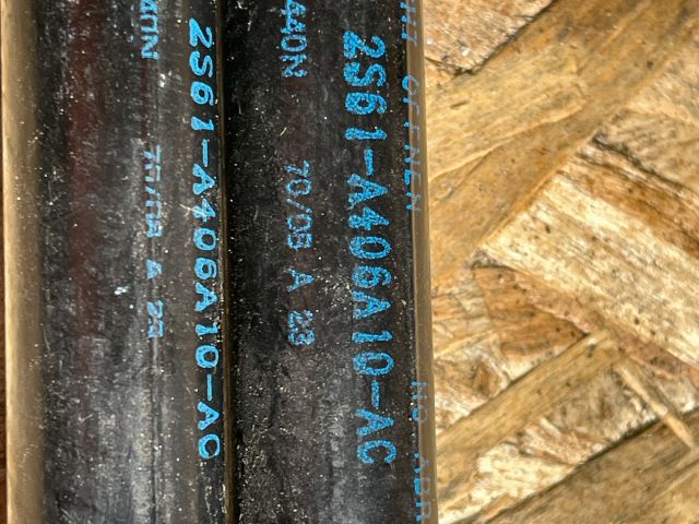 bontott FORD FIESTA V Gázrugós Kitámasztó Teleszkóp Pár Csomagtérajtó