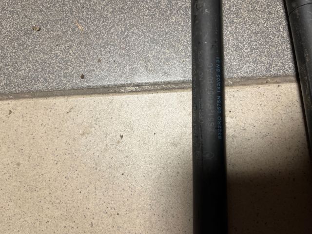 bontott FORD FIESTA V Gázrugós Kitámasztó Teleszkóp Pár Csomagtérajtó