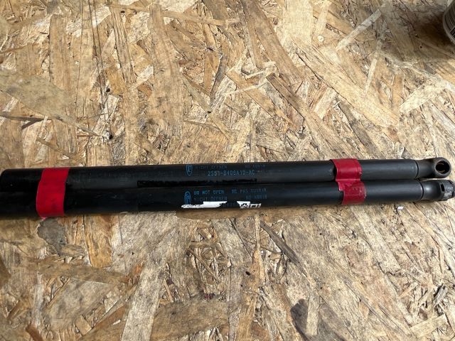 bontott FORD FIESTA V Gázrugós Kitámasztó Teleszkóp Pár Csomagtérajtó