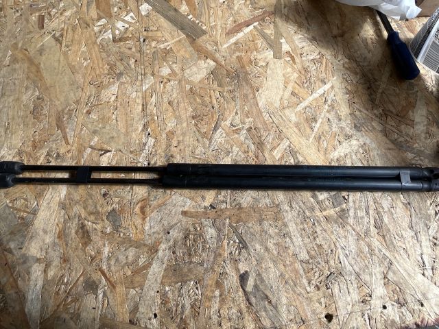 bontott FORD FIESTA V Gázrugós Kitámasztó Teleszkóp Pár Csomagtérajtó