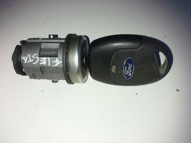 bontott FORD FIESTA V Gyújtáskapcsoló Zárbetét