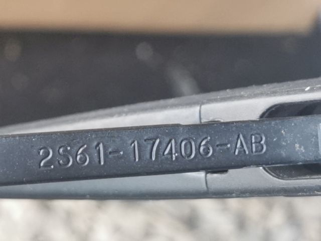 bontott FORD FIESTA V Hátsó Ablaktörlő Kar