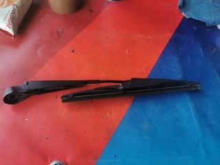 bontott FORD FIESTA V Hátsó Ablaktörlő Kar