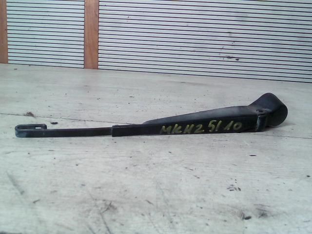 bontott FORD FIESTA V Hátsó Ablaktörlő Kar