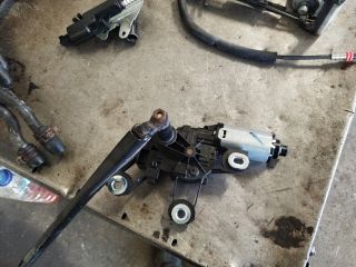 bontott FORD FIESTA V Hátsó Ablaktörlő Motor