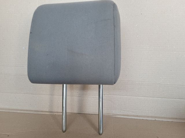 bontott FORD FIESTA V Hátsó Fejtámla