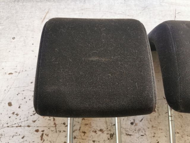 bontott FORD FIESTA V Hátsó Fejtámla