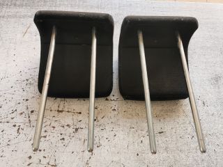 bontott FORD FIESTA V Hátsó Fejtámla