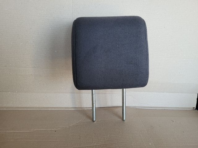 bontott FORD FIESTA V Hátsó Fejtámla