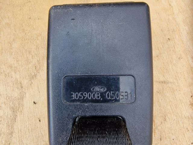 bontott FORD FIESTA V Hátsó középső Biztonsági Öv Csat