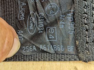 bontott FORD FIESTA V Hátsó középső Biztonsági Öv Csat