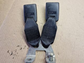 bontott FORD FIESTA V Hátsó középső Biztonsági Öv Csat