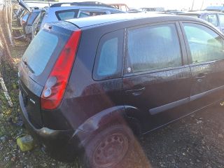 bontott FORD FIESTA V Hátsó középső Biztonsági Öv