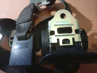 bontott FORD FIESTA V Hátsó középső Biztonsági Öv